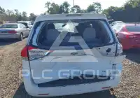 2013 Toyota SIENNA фото