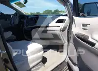 2013 Toyota SIENNA фото