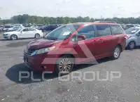 2013 Toyota SIENNA фото