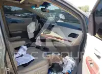 2013 Toyota SIENNA фото