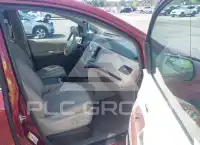 2013 Toyota SIENNA фото