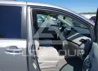 2013 Toyota SIENNA фото
