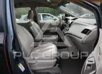 2013 Toyota SIENNA фото