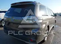 2013 Toyota SIENNA photo
