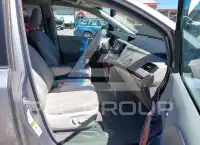 2013 Toyota SIENNA фото
