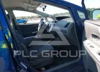 2013 Toyota PRIUS фото