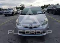2013 Toyota PRIUS фото