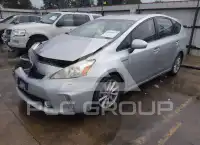 2013 Toyota PRIUS photo