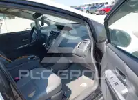2013 Toyota PRIUS фото