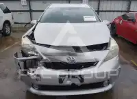2013 Toyota PRIUS photo