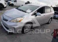 2013 Toyota PRIUS фото