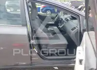 2013 Toyota PRIUS фото