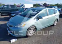 2013 Toyota PRIUS photo