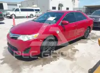 2013 Toyota CAMRY фото