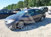 2013 Toyota CAMRY фото
