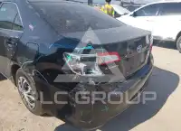 2013 Toyota CAMRY фото