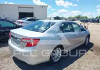 2013 Toyota CAMRY фото