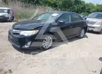 2013 Toyota CAMRY фото