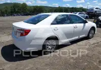2013 Toyota CAMRY фото