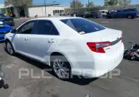 2013 Toyota CAMRY фото
