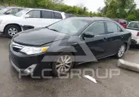 2013 Toyota CAMRY фото