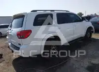 2013 Toyota SEQUOIA photo