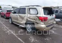 2013 Toyota SEQUOIA фото