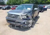 2013 Toyota SEQUOIA фото