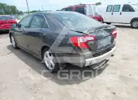 2013 Toyota CAMRY фото