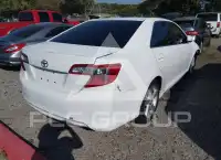 2013 Toyota CAMRY фото