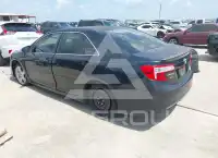 2013 Toyota CAMRY фото