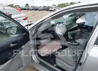 2013 Toyota CAMRY фото