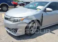 2013 Toyota CAMRY фото