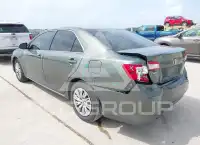 2013 Toyota CAMRY фото
