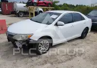 2013 Toyota CAMRY фото