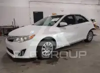 2013 Toyota CAMRY фото