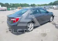 2013 Toyota CAMRY фото
