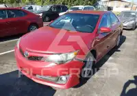 2013 Toyota CAMRY photo