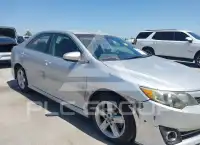 2013 Toyota CAMRY фото