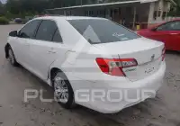 2013 Toyota CAMRY фото
