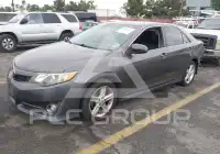 2013 Toyota CAMRY photo