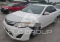 2013 Toyota CAMRY фото