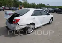 2013 Toyota CAMRY фото