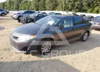 2013 Toyota CAMRY photo