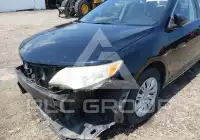 2013 Toyota CAMRY фото