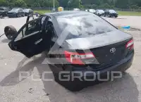 2013 Toyota CAMRY фото