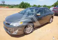 2013 Toyota CAMRY фото
