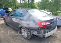 2013 Toyota CAMRY фото