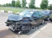 2013 Toyota CAMRY фото
