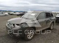 2013 Toyota Highlander photo